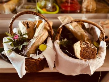 Basil & Barbarea Geschenkkörbe